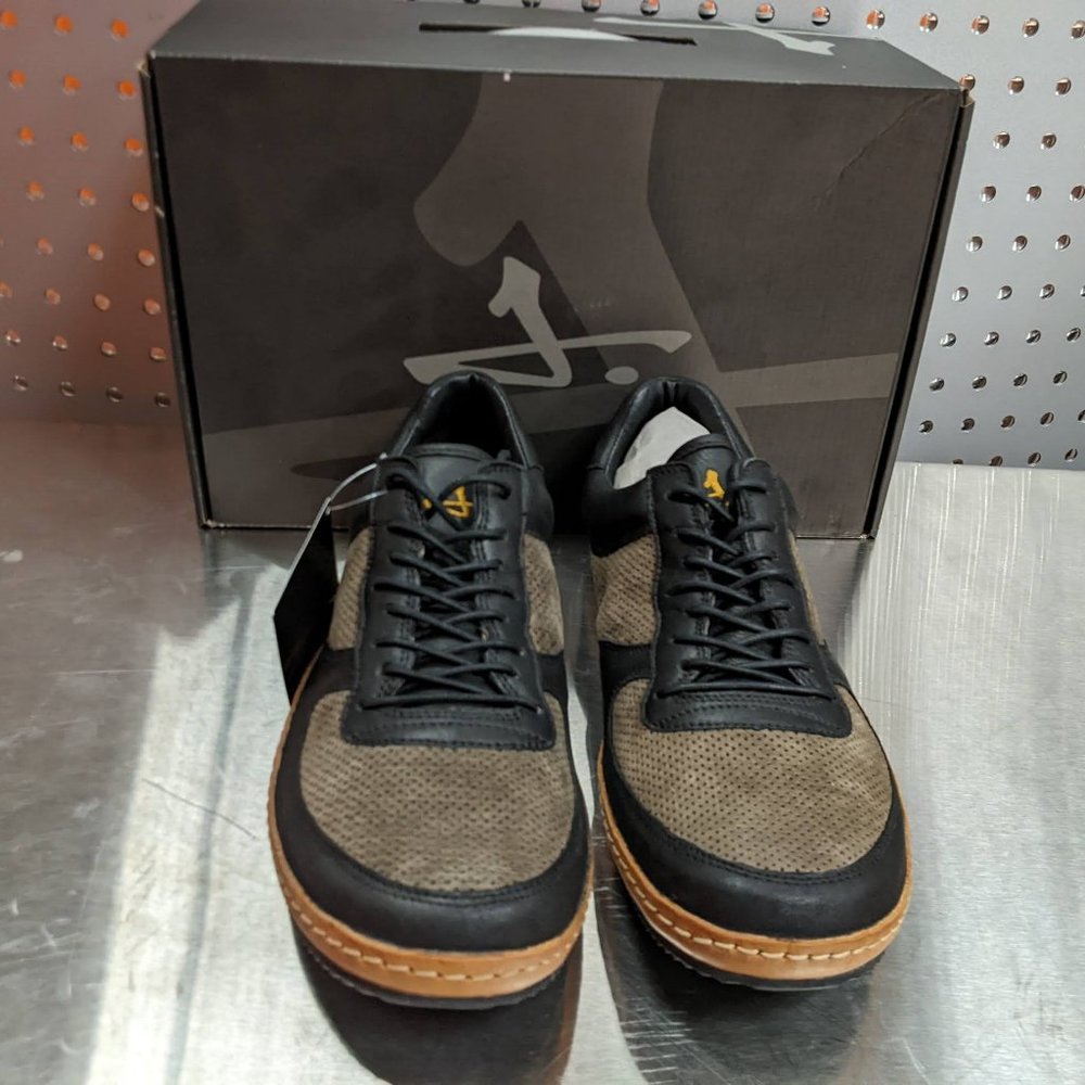J Shoes - Hoop